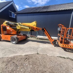 JLG E450AJ